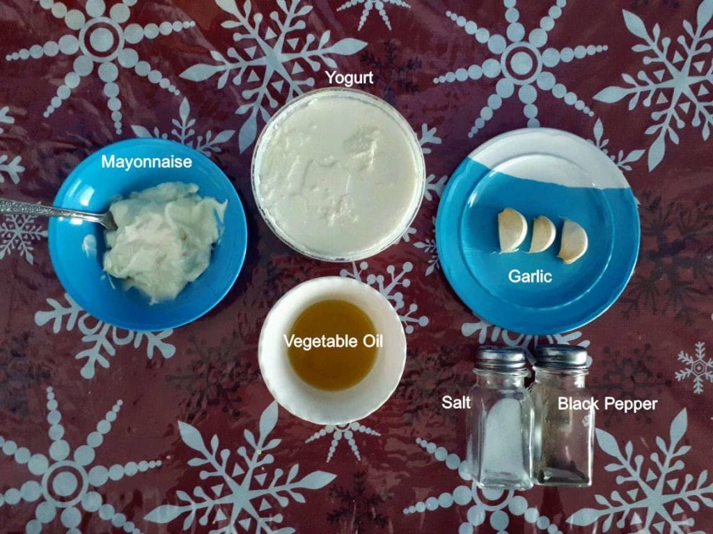 Ingredients of Yogurt Garlic Sauce