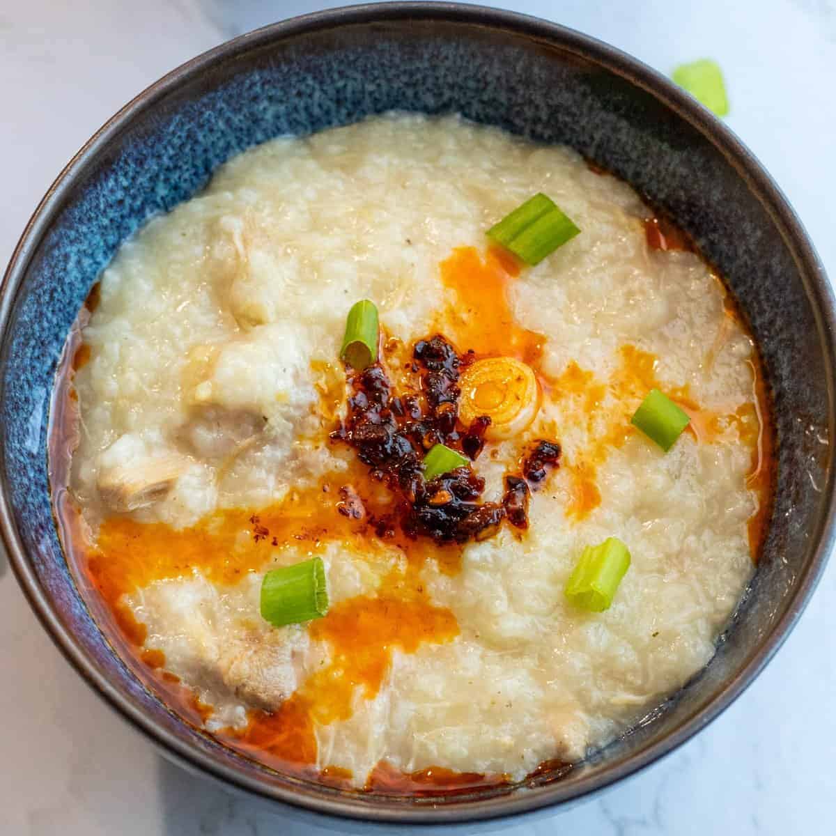 https://theodehlicious.com/wp-content/uploads/2022/04/Instant-pot-chicken-congee-featured-image.jpg
